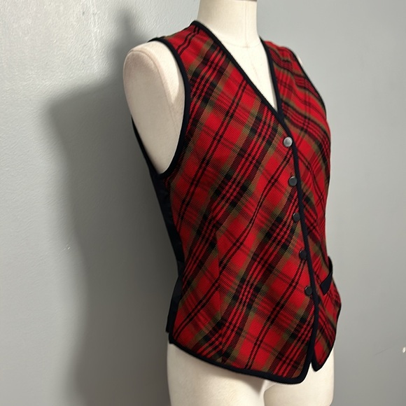 Linda Allard Ellen Tracy Plaid Vintage vest size 6 red, navy button down closure - Picture 4 of 14